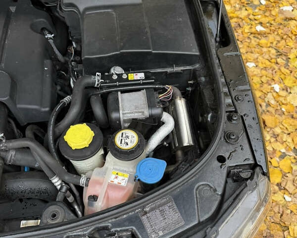 Ленд Ровер Діскавері 2011 у Дніпро (Дніпропетровську) на Automoto.ua Чорний Ленд Ровер Діскавері, об'ємом двигуна 2.99 л та пробігом 285 тис. км за 12000 $, фото 33 на Automoto.ua