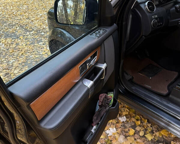 Ленд Ровер Діскавері 2011 у Дніпро (Дніпропетровську) на Automoto.ua Чорний Ленд Ровер Діскавері, об'ємом двигуна 2.99 л та пробігом 285 тис. км за 12000 $, фото 22 на Automoto.ua