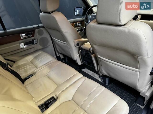 Черный Ленд Ровер Дискавери, объемом двигателя 3 л и пробегом 148 тыс. км за 22500 $, фото 33 на Automoto.ua