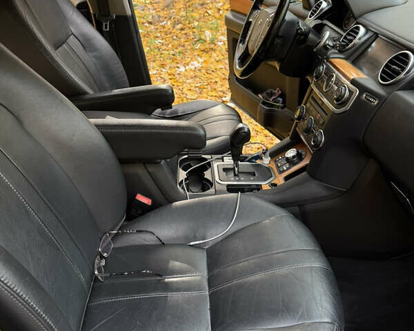 Ленд Ровер Діскавері 2011 у Дніпро (Дніпропетровську) на Automoto.ua Чорний Ленд Ровер Діскавері, об'ємом двигуна 2.99 л та пробігом 285 тис. км за 12000 $, фото 29 на Automoto.ua