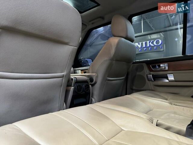 Черный Ленд Ровер Дискавери, объемом двигателя 3 л и пробегом 148 тыс. км за 22500 $, фото 34 на Automoto.ua