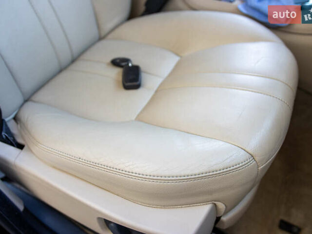 Черный Ленд Ровер Дискавери, объемом двигателя 3 л и пробегом 192 тыс. км за 22500 $, фото 23 на Automoto.ua