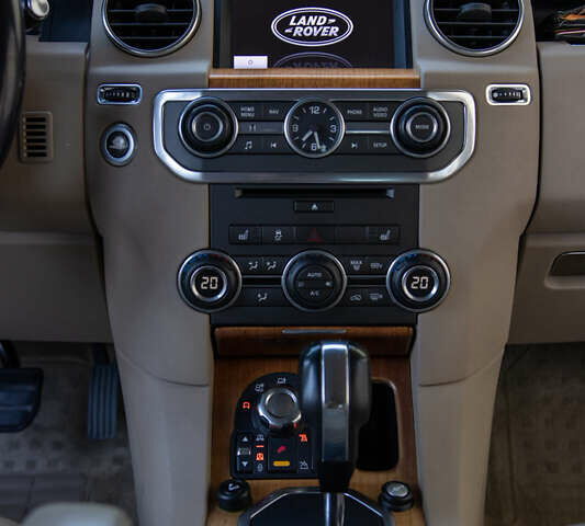 Черный Ленд Ровер Дискавери, объемом двигателя 3 л и пробегом 192 тыс. км за 22500 $, фото 27 на Automoto.ua