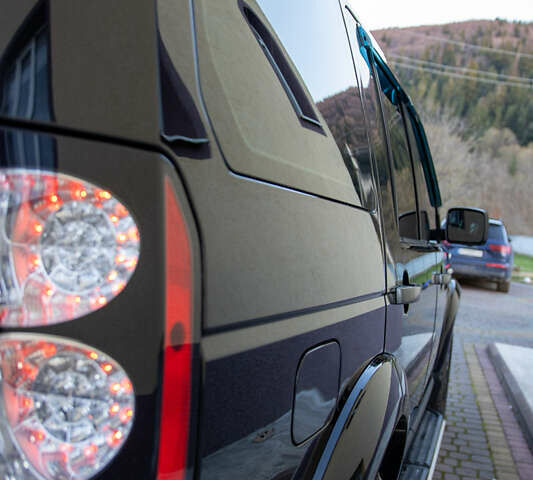 Черный Ленд Ровер Дискавери, объемом двигателя 3 л и пробегом 192 тыс. км за 22500 $, фото 8 на Automoto.ua