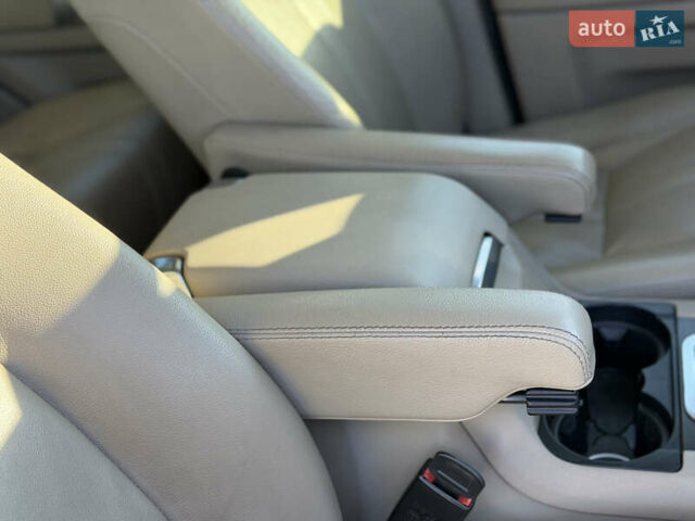 Черный Ленд Ровер Дискавери, объемом двигателя 3 л и пробегом 299 тыс. км за 17500 $, фото 35 на Automoto.ua