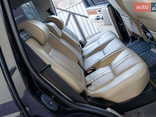 Черный Ленд Ровер Дискавери, объемом двигателя 3 л и пробегом 192 тыс. км за 22500 $, фото 30 на Automoto.ua