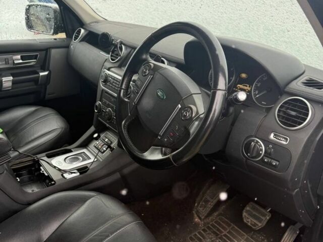 Черный Ленд Ровер Дискавери, объемом двигателя 3 л и пробегом 250 тыс. км за 4800 $, фото 6 на Automoto.ua