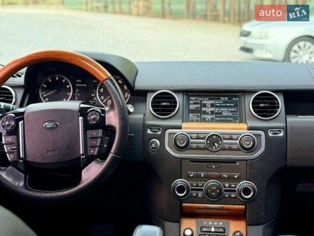 Черный Ленд Ровер Дискавери, объемом двигателя 3 л и пробегом 278 тыс. км за 12950 $, фото 14 на Automoto.ua