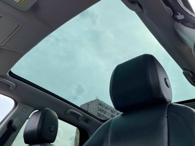 Чорний Ленд Ровер Діскавері, об'ємом двигуна 0 л та пробігом 90 тис. км за 16000 $, фото 23 на Automoto.ua