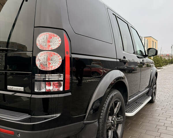 Чорний Ленд Ровер Діскавері, об'ємом двигуна 2.99 л та пробігом 118 тис. км за 17200 $, фото 3 на Automoto.ua