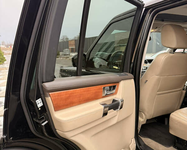 Чорний Ленд Ровер Діскавері, об'ємом двигуна 2.99 л та пробігом 118 тис. км за 17200 $, фото 29 на Automoto.ua