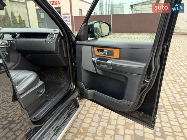 Черный Ленд Ровер Дискавери, объемом двигателя 0 л и пробегом 189 тыс. км за 18999 $, фото 26 на Automoto.ua