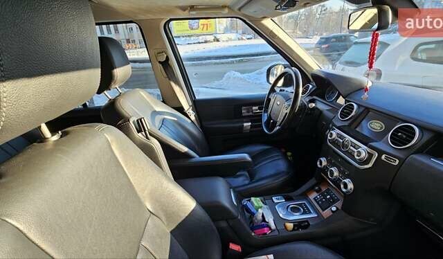 Чорний Ленд Ровер Діскавері, об'ємом двигуна 3 л та пробігом 188 тис. км за 20000 $, фото 7 на Automoto.ua