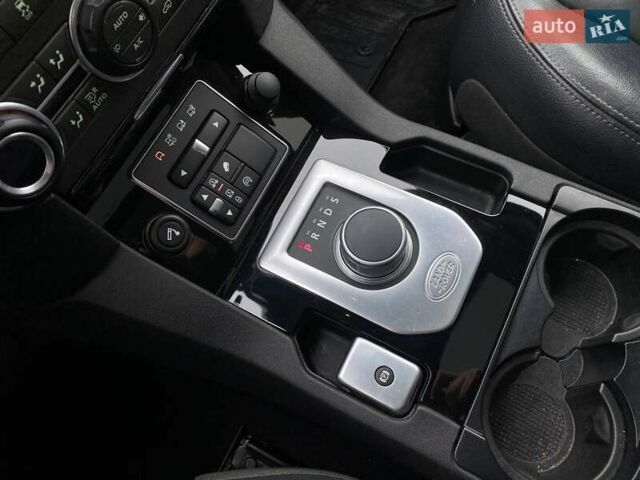 Чорний Ленд Ровер Діскавері, об'ємом двигуна 3 л та пробігом 195 тис. км за 17800 $, фото 19 на Automoto.ua