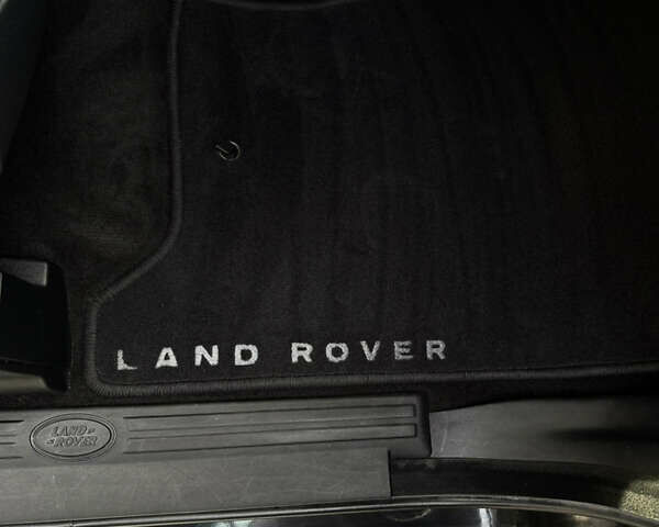 Черный Ленд Ровер Дискавери, объемом двигателя 3 л и пробегом 129 тыс. км за 20300 $, фото 58 на Automoto.ua
