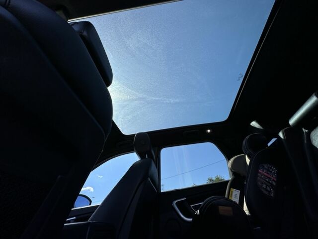 Черный Ленд Ровер Дискавери, объемом двигателя 2 л и пробегом 157 тыс. км за 25000 $, фото 9 на Automoto.ua