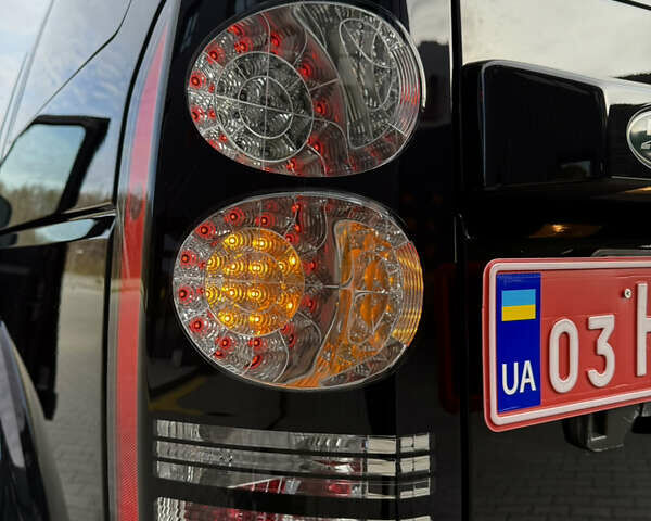 Чорний Ленд Ровер Діскавері, об'ємом двигуна 3 л та пробігом 129 тис. км за 23800 $, фото 32 на Automoto.ua