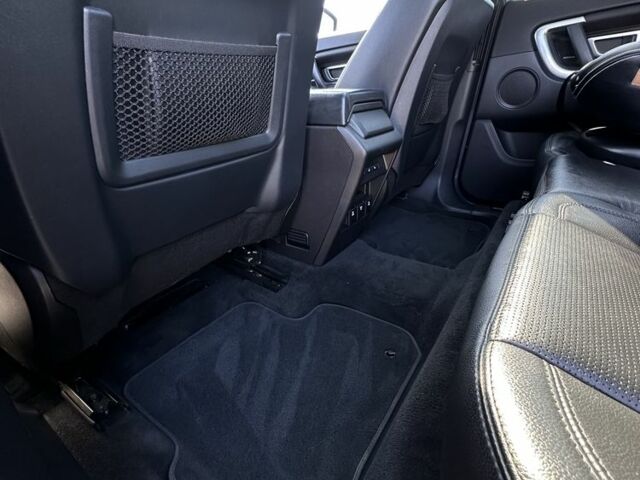 Черный Ленд Ровер Дискавери, объемом двигателя 2 л и пробегом 157 тыс. км за 25000 $, фото 16 на Automoto.ua