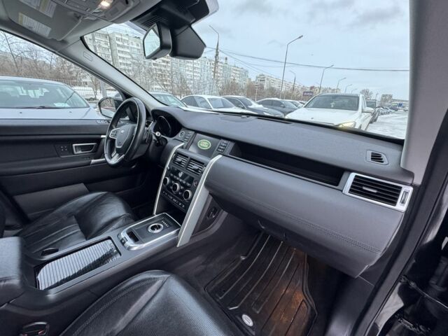 Черный Ленд Ровер Дискавери, объемом двигателя 2 л и пробегом 110 тыс. км за 19999 $, фото 17 на Automoto.ua