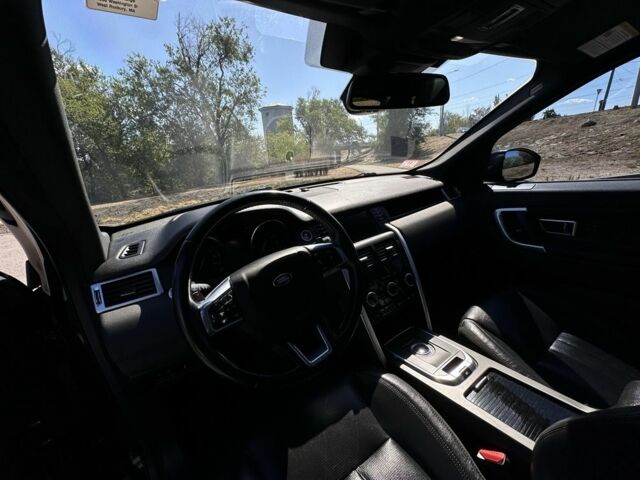 Черный Ленд Ровер Дискавери, объемом двигателя 2 л и пробегом 157 тыс. км за 25000 $, фото 10 на Automoto.ua