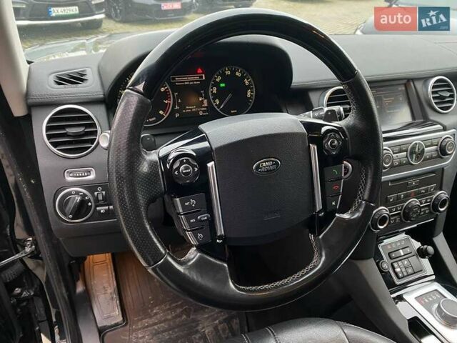 Чорний Ленд Ровер Діскавері, об'ємом двигуна 3 л та пробігом 195 тис. км за 17800 $, фото 15 на Automoto.ua