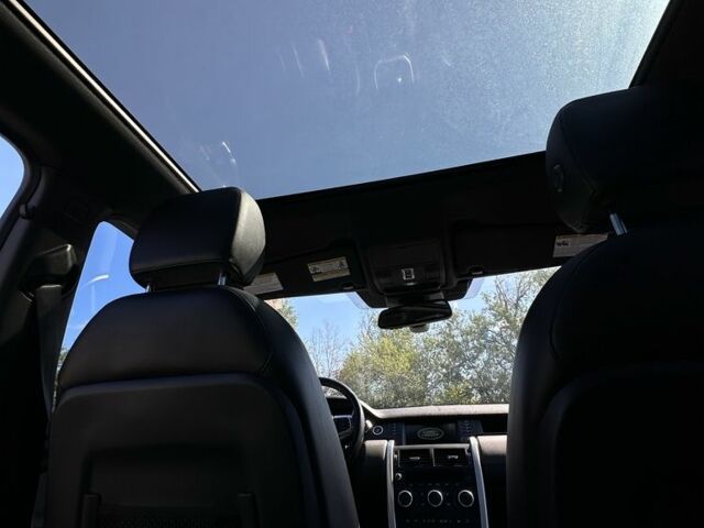 Черный Ленд Ровер Дискавери, объемом двигателя 2 л и пробегом 157 тыс. км за 25000 $, фото 15 на Automoto.ua