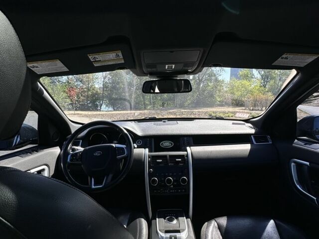 Черный Ленд Ровер Дискавери, объемом двигателя 2 л и пробегом 157 тыс. км за 25000 $, фото 12 на Automoto.ua