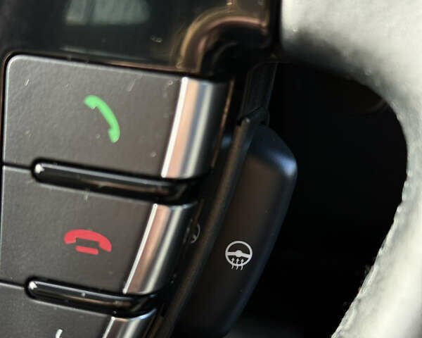 Чорний Ленд Ровер Діскавері, об'ємом двигуна 3 л та пробігом 129 тис. км за 23800 $, фото 70 на Automoto.ua