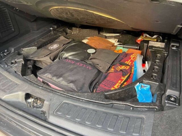 Черный Ленд Ровер Дискавери, объемом двигателя 2.2 л и пробегом 225 тыс. км за 18000 $, фото 15 на Automoto.ua