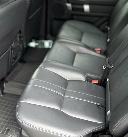 Черный Ленд Ровер Дискавери, объемом двигателя 2.99 л и пробегом 241 тыс. км за 24000 $, фото 23 на Automoto.ua