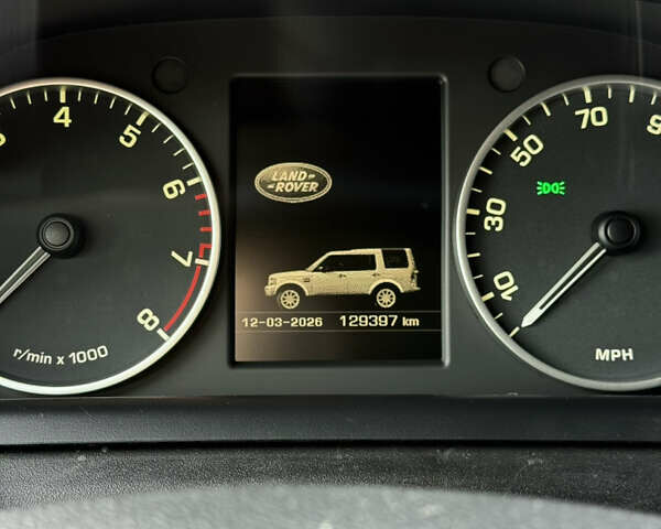 Чорний Ленд Ровер Діскавері, об'ємом двигуна 3 л та пробігом 129 тис. км за 23800 $, фото 67 на Automoto.ua