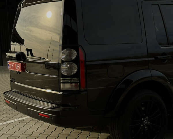 Чорний Ленд Ровер Діскавері, об'ємом двигуна 3 л та пробігом 129 тис. км за 23800 $, фото 6 на Automoto.ua