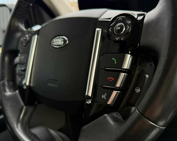 Чорний Ленд Ровер Діскавері, об'ємом двигуна 3 л та пробігом 129 тис. км за 23800 $, фото 66 на Automoto.ua