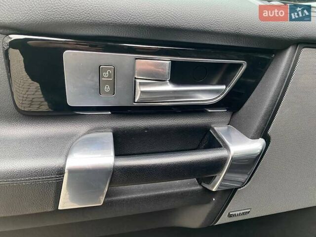 Чорний Ленд Ровер Діскавері, об'ємом двигуна 3 л та пробігом 195 тис. км за 17800 $, фото 12 на Automoto.ua