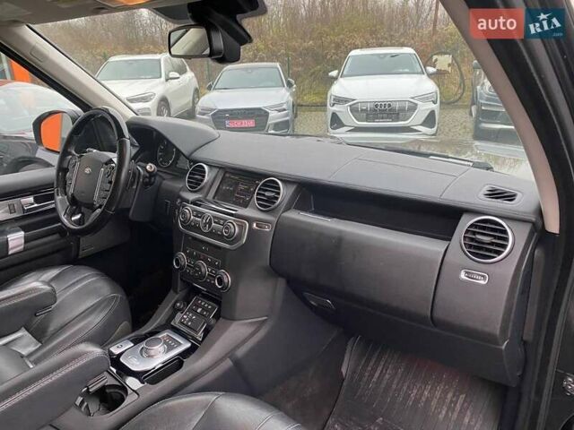 Чорний Ленд Ровер Діскавері, об'ємом двигуна 3 л та пробігом 195 тис. км за 17800 $, фото 8 на Automoto.ua