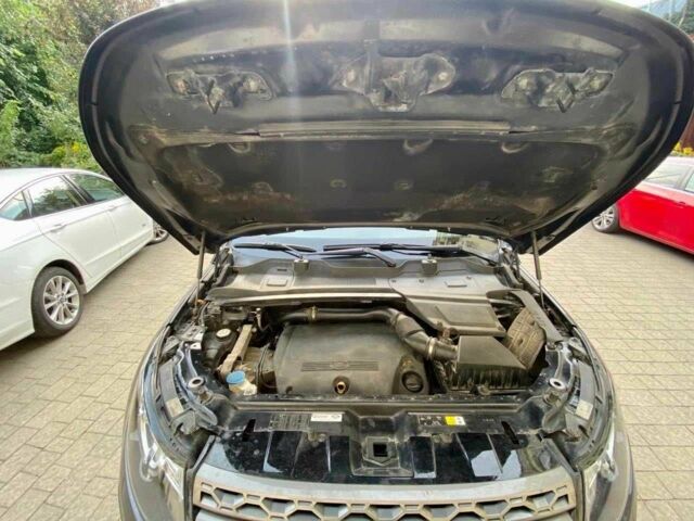 Черный Ленд Ровер Дискавери, объемом двигателя 2.2 л и пробегом 225 тыс. км за 18000 $, фото 13 на Automoto.ua