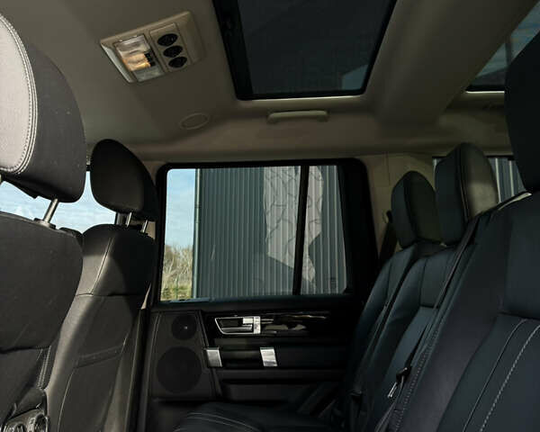 Черный Ленд Ровер Дискавери, объемом двигателя 3 л и пробегом 129 тыс. км за 20300 $, фото 47 на Automoto.ua