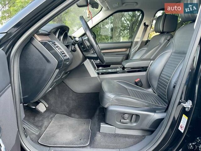 Черный Ленд Ровер Дискавери, объемом двигателя 3 л и пробегом 169 тыс. км за 32600 $, фото 21 на Automoto.ua