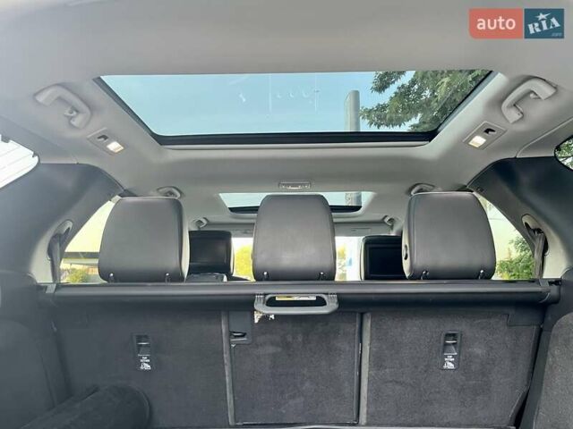 Черный Ленд Ровер Дискавери, объемом двигателя 3 л и пробегом 169 тыс. км за 32600 $, фото 32 на Automoto.ua