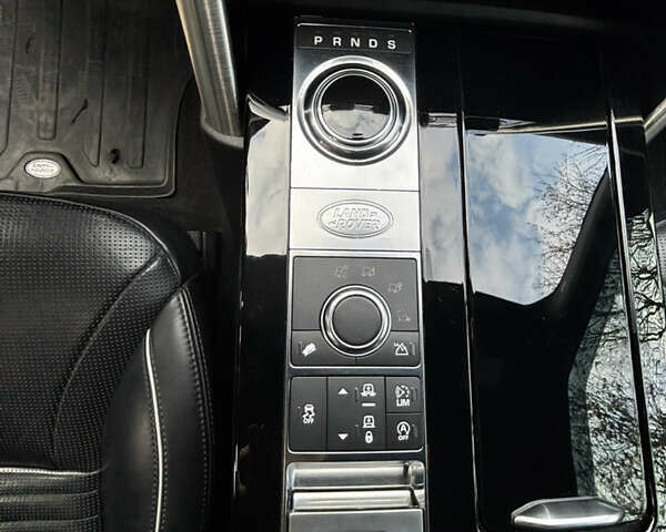 Черный Ленд Ровер Дискавери, объемом двигателя 2.99 л и пробегом 169 тыс. км за 37000 $, фото 11 на Automoto.ua