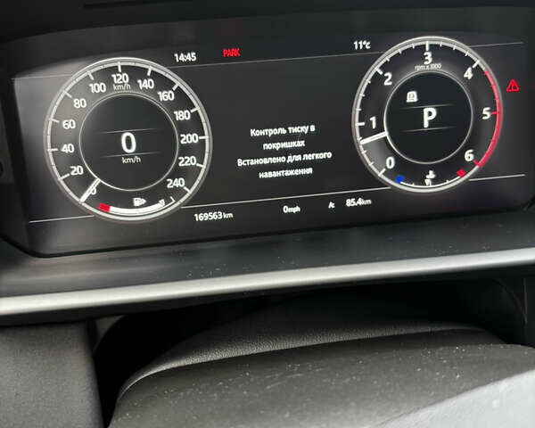 Черный Ленд Ровер Дискавери, объемом двигателя 2.99 л и пробегом 169 тыс. км за 37000 $, фото 19 на Automoto.ua