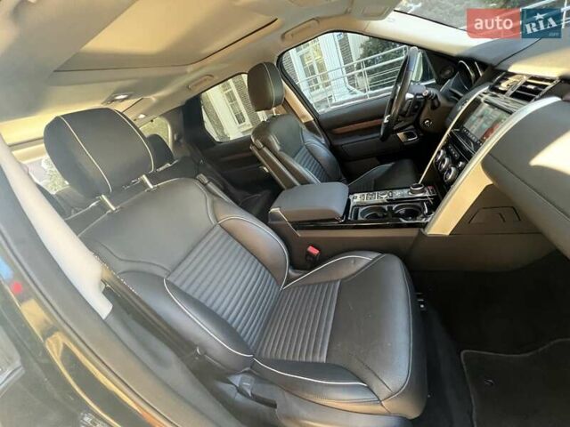 Черный Ленд Ровер Дискавери, объемом двигателя 3 л и пробегом 103 тыс. км за 25900 $, фото 30 на Automoto.ua