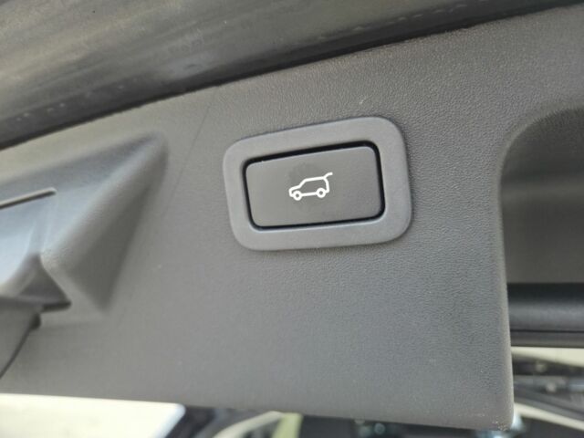 Чорний Ленд Ровер Діскавері, об'ємом двигуна 2 л та пробігом 93 тис. км за 15500 $, фото 19 на Automoto.ua