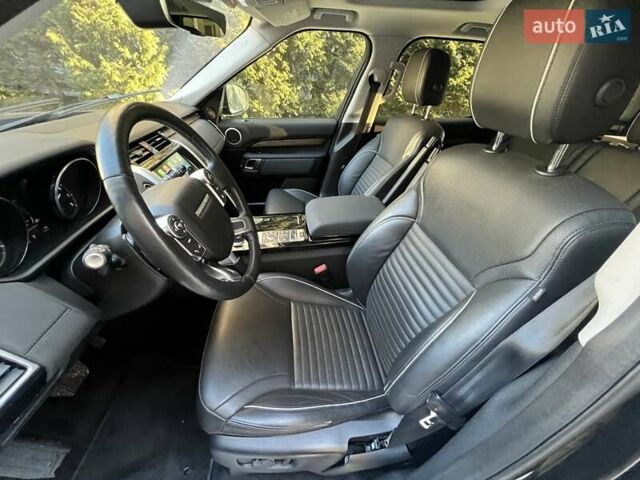 Черный Ленд Ровер Дискавери, объемом двигателя 3 л и пробегом 103 тыс. км за 25900 $, фото 52 на Automoto.ua