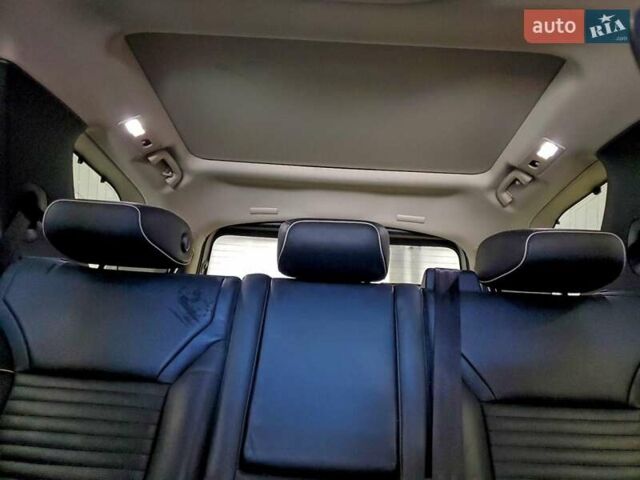 Чорний Ленд Ровер Діскавері, об'ємом двигуна 2.99 л та пробігом 73 тис. км за 6000 $, фото 9 на Automoto.ua