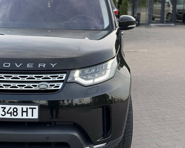 Черный Ленд Ровер Дискавери, объемом двигателя 2 л и пробегом 130 тыс. км за 27000 $, фото 19 на Automoto.ua