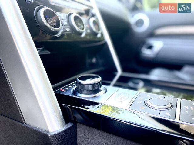 Черный Ленд Ровер Дискавери, объемом двигателя 3 л и пробегом 190 тыс. км за 40000 $, фото 43 на Automoto.ua