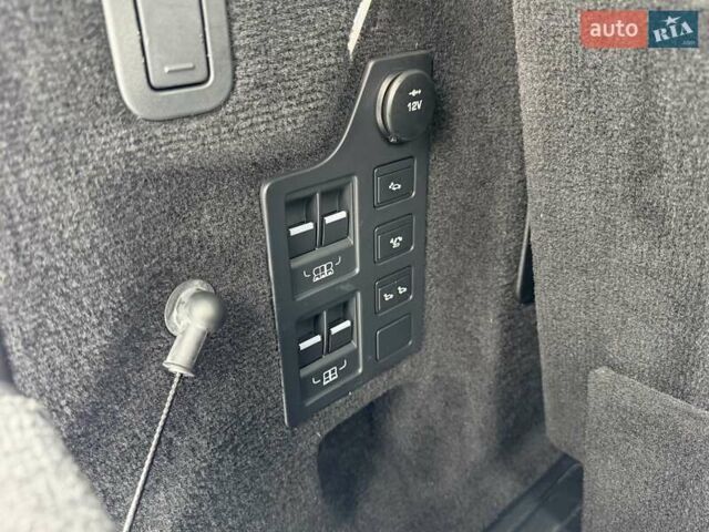 Черный Ленд Ровер Дискавери, объемом двигателя 2.99 л и пробегом 117 тыс. км за 30900 $, фото 44 на Automoto.ua