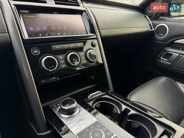 Ленд Ровер Діскавері 2017 у Луцьку на Automoto.ua Чорний Ленд Ровер Діскавері, об'ємом двигуна 3 л та пробігом 184 тис. км за 21500 $, фото 10 на Automoto.ua