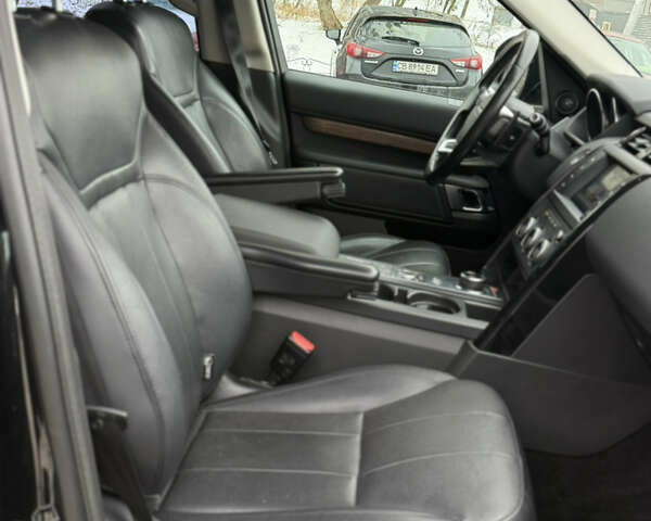 Чорний Ленд Ровер Діскавері, об'ємом двигуна 3 л та пробігом 135 тис. км за 24750 $, фото 21 на Automoto.ua